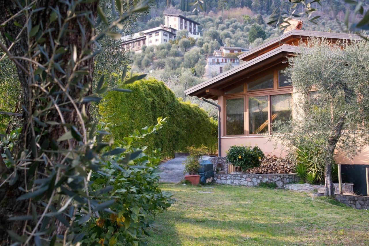Guesthouse "Villa Tamas" Лимоне-суль-Гарда Экстерьер фото